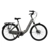 Grå Vogue Mestengo elcykel med stelmonteret batteri på hvid baggrund.