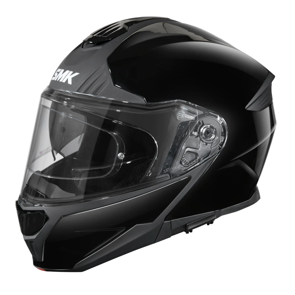 SMK Gullwing Flip-Up Scooterhjelm. Sort SMK Gullwing Black scooterhjelm med flip-up funktion og integreret solvisir, perfekt til både bykørsel og langdistancekørsel.