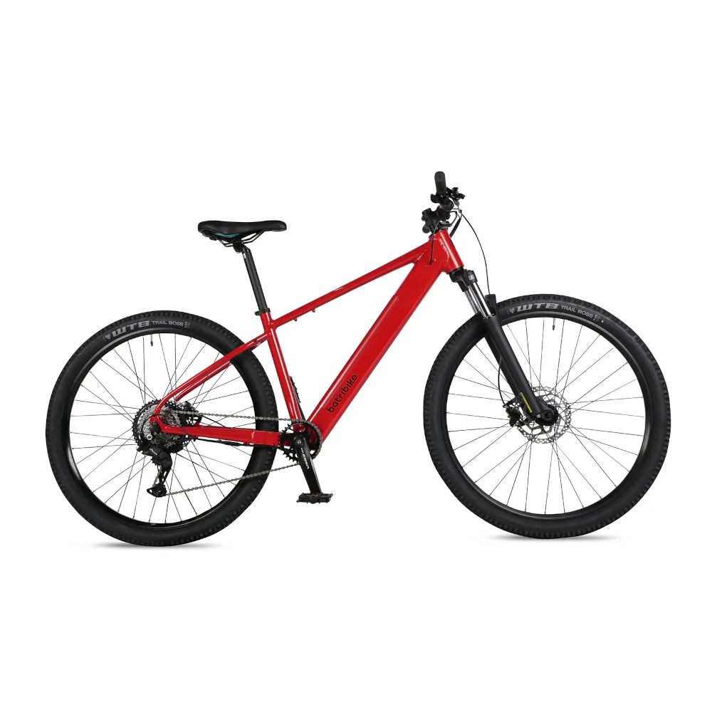 Batribike Trail M elcykel med baghjulsmotor i rød farve, 29 tommer MTB-hjul, integreret batteri og affjedret Suntour forgaffel.